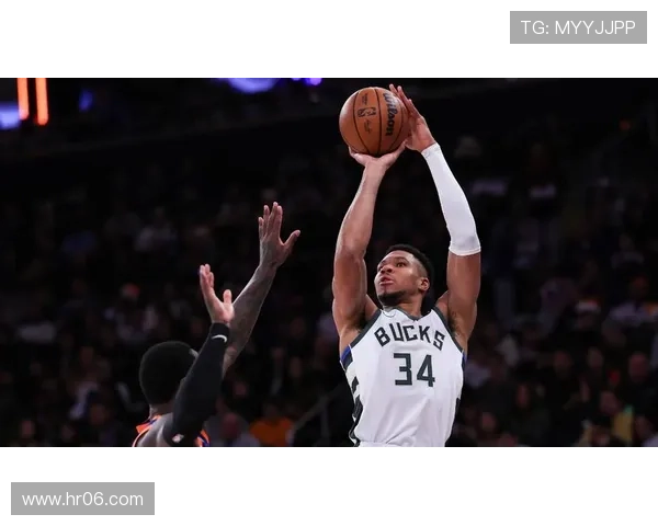 雄鹿主场轻取爵士字母哥表现亮眼 雄鹿主场轻取爵士字母哥表现亮眼